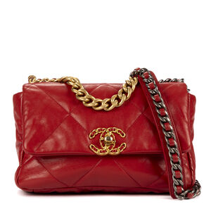 Chanel Classic 19 Flap